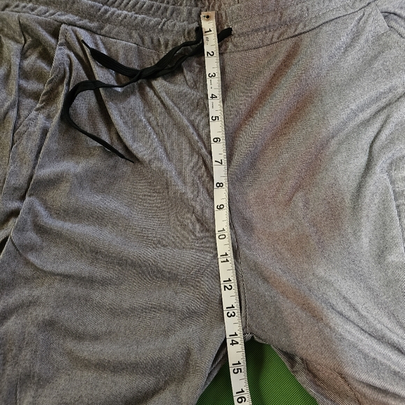 🆕️‼️NWT Womens Size 2X Gray Striped HL Joggers - Picture 8 of 11